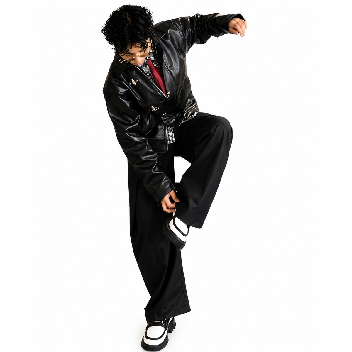 Black Cropped Metal Clasp Leather Jacket